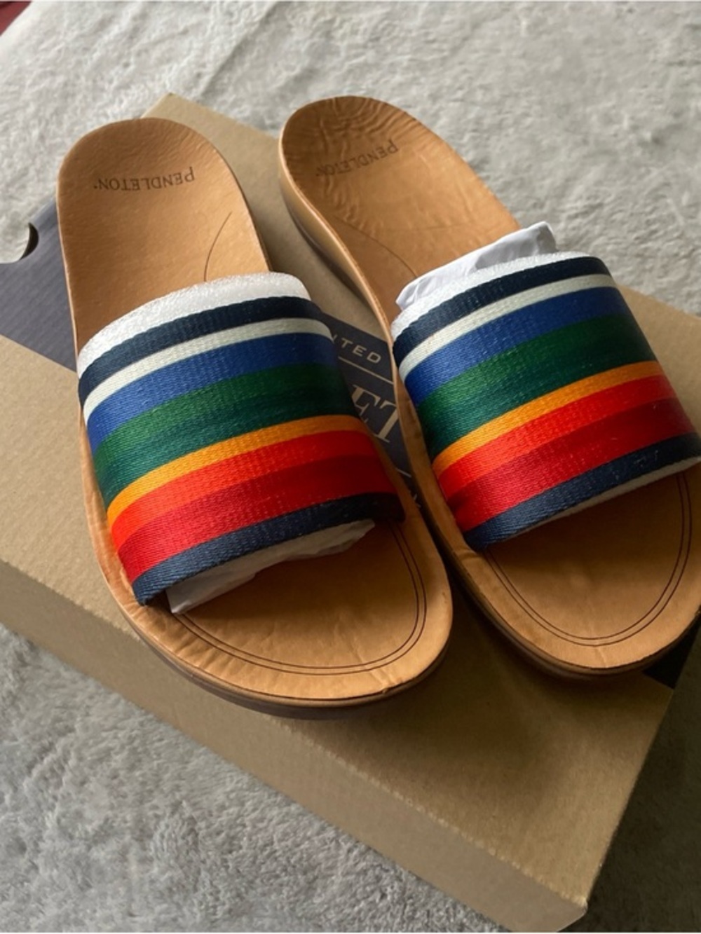 Pendleton Striped Rainbow Band Leather Slide Sandals crater lake slide size 9